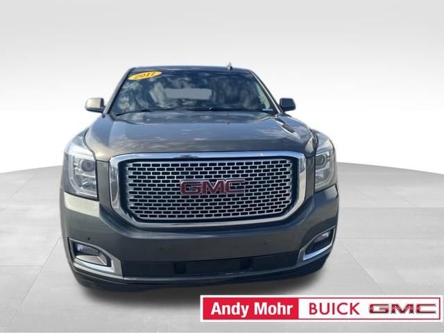 Used 2017 GMC Yukon Denali AWD/4WD image 3