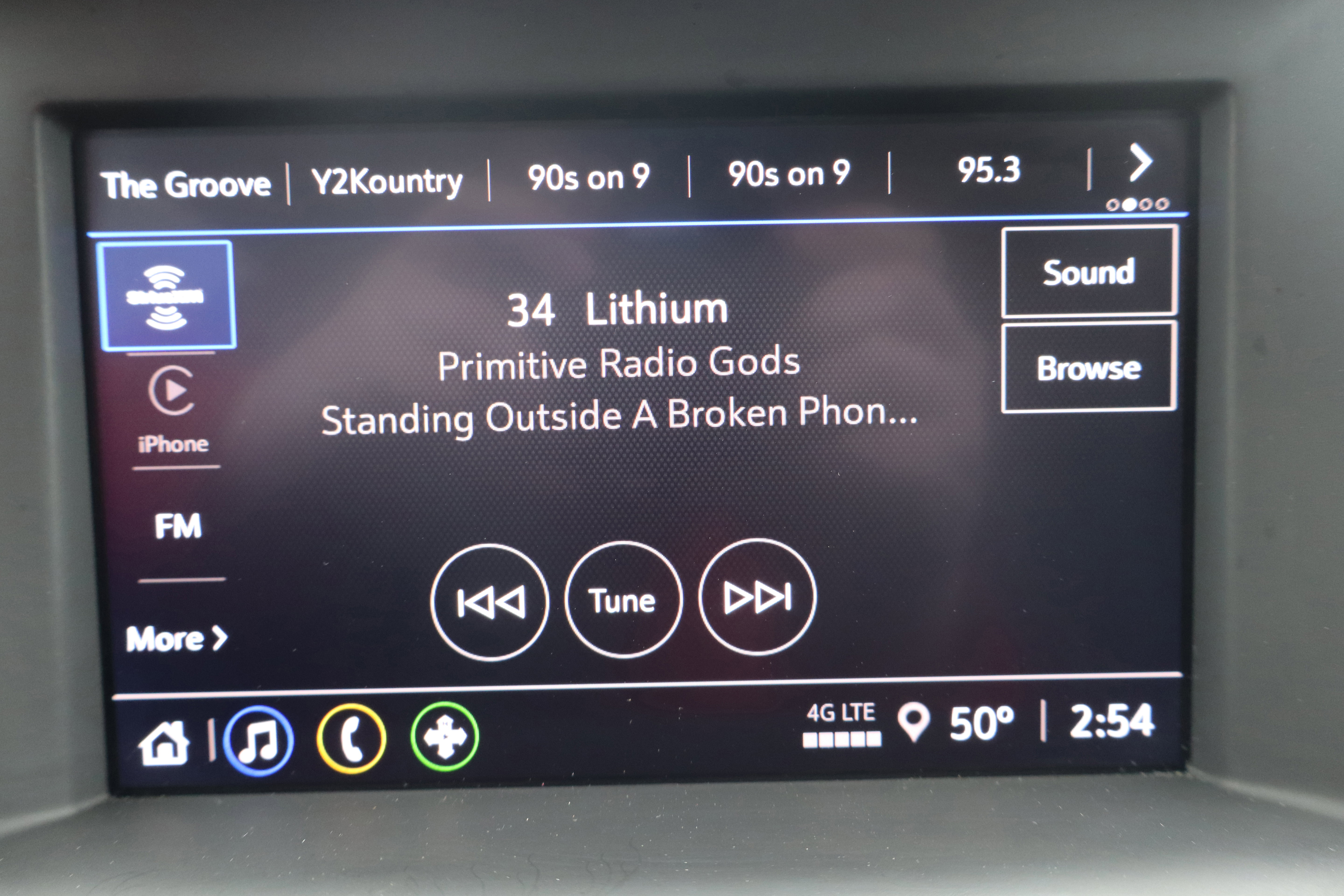 Used 2024 GMC Terrain SLE w/ Driver Convenience Package image 18