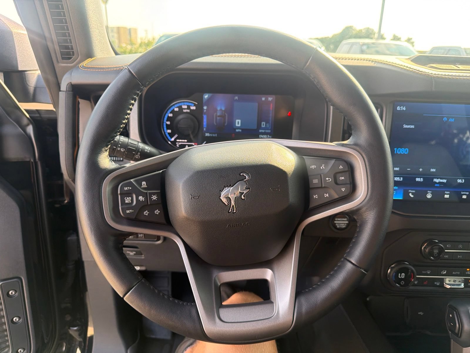 Used 2024 Ford Bronco Badlands AWD/4WD image 18