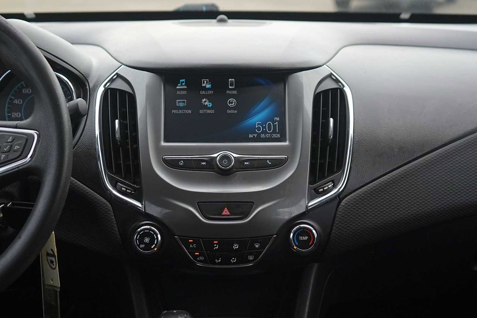 Used 2016 Chevrolet Cruze LT FWD image 19