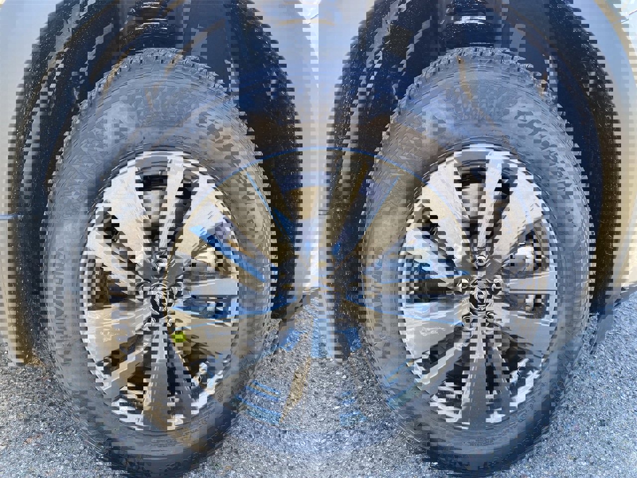 New 2025 Nissan Pathfinder SV image 9