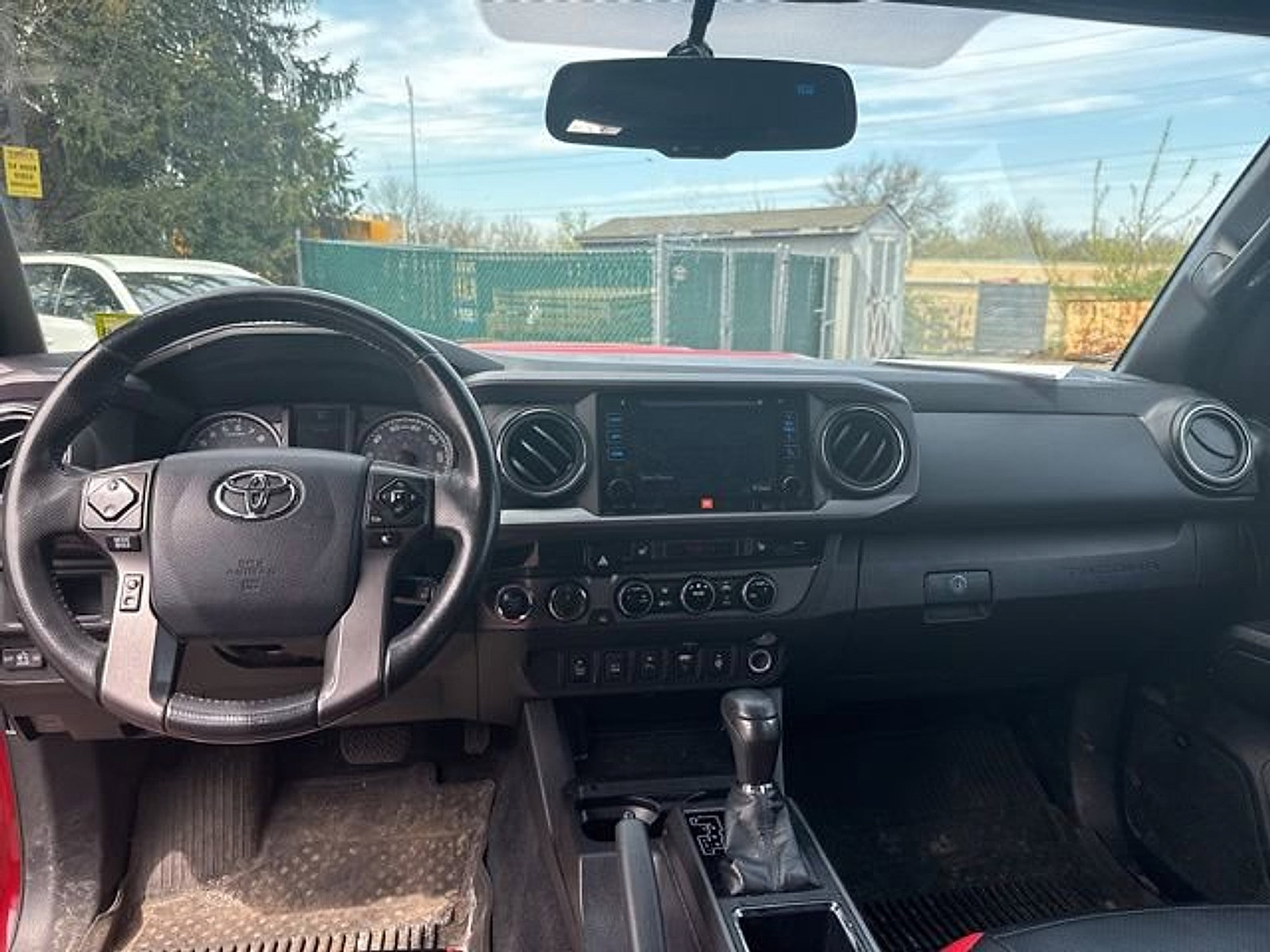 Used 2017 Toyota Tacoma TRD Sport image 24