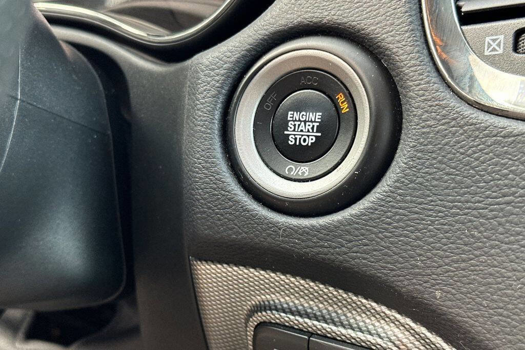 Used 2020 Dodge Durango GT w/ Blacktop Package image 24