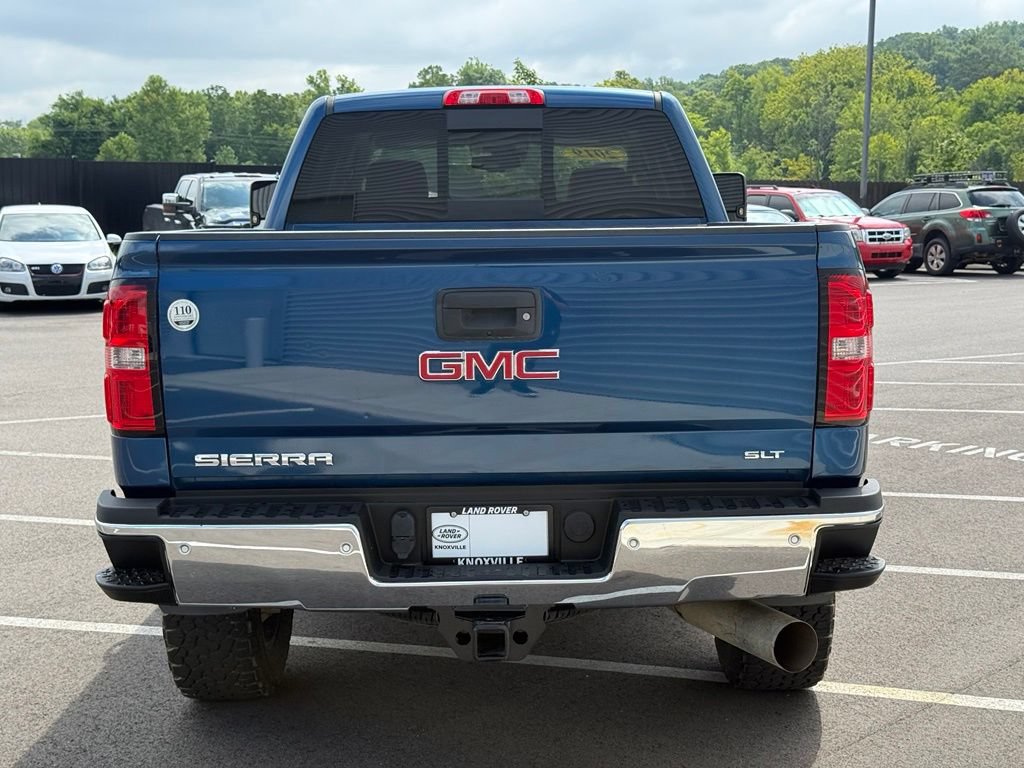 Used 2019 GMC Sierra 2500 SLT w/ Duramax Plus Package AWD/4WD image 9