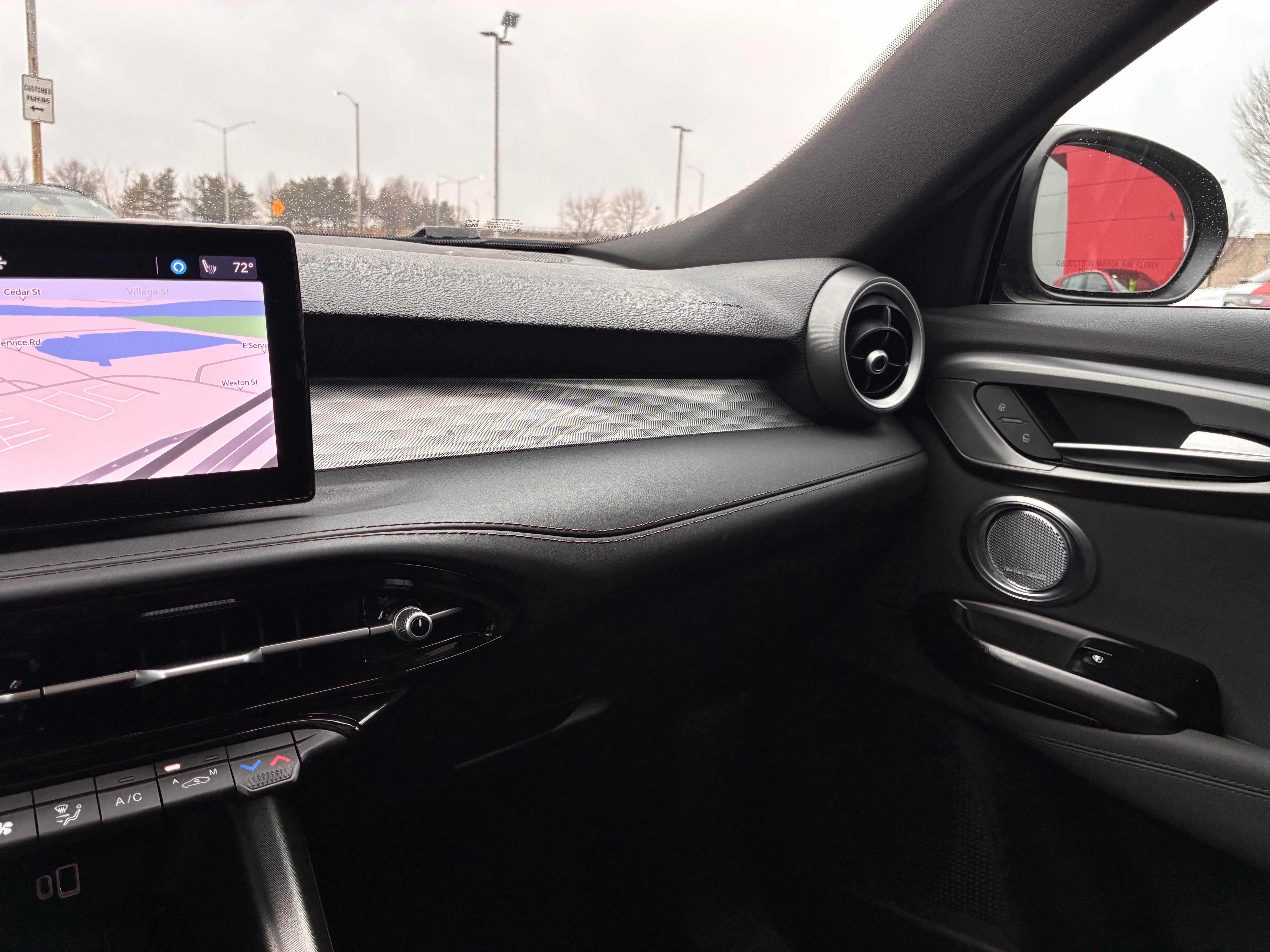 Certified 2024 Alfa Romeo Tonale Veloce image 22