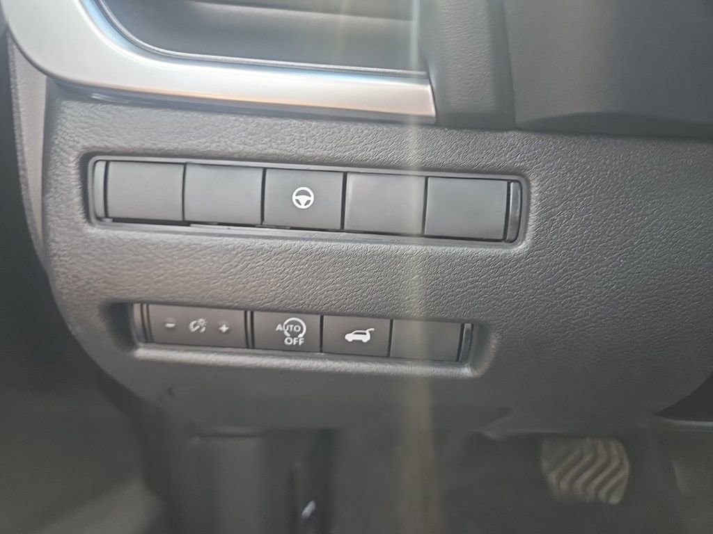 New 2026 Nissan Rogue SV AWD/4WD image 13