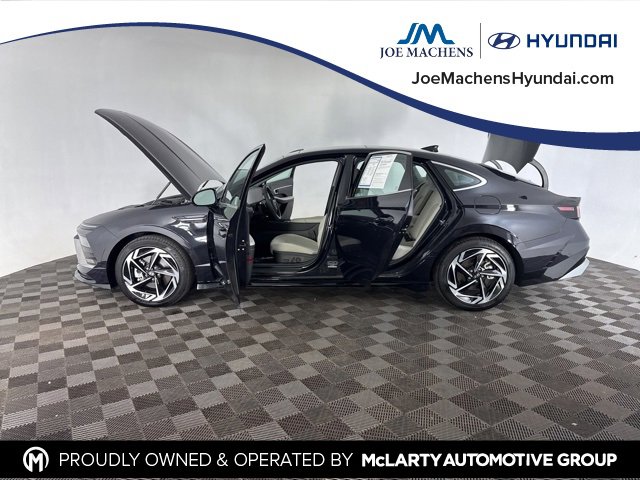 Used 2025 Hyundai Sonata SEL image 11
