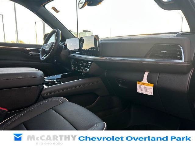 New 2026 Chevrolet Suburban Premier w/ Sun And Tow Package AWD/4WD image 27