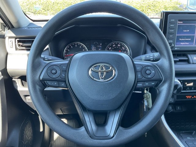 Used 2020 Toyota RAV4 LE FWD image 21