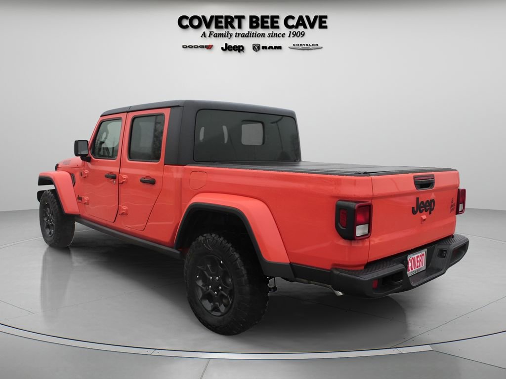 Used 2023 Jeep Gladiator Willys image 7