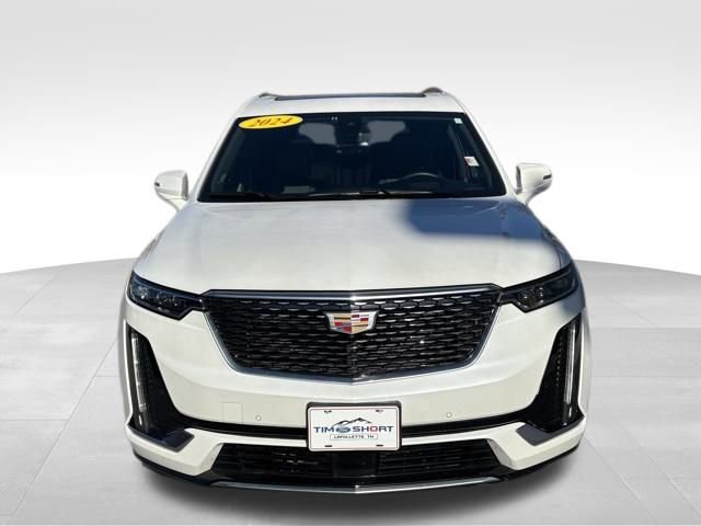 Used 2024 Cadillac XT6 Premium Luxury w/ Technology Package image 2