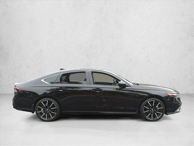 Certified 2024 Honda Accord Touring image 4
