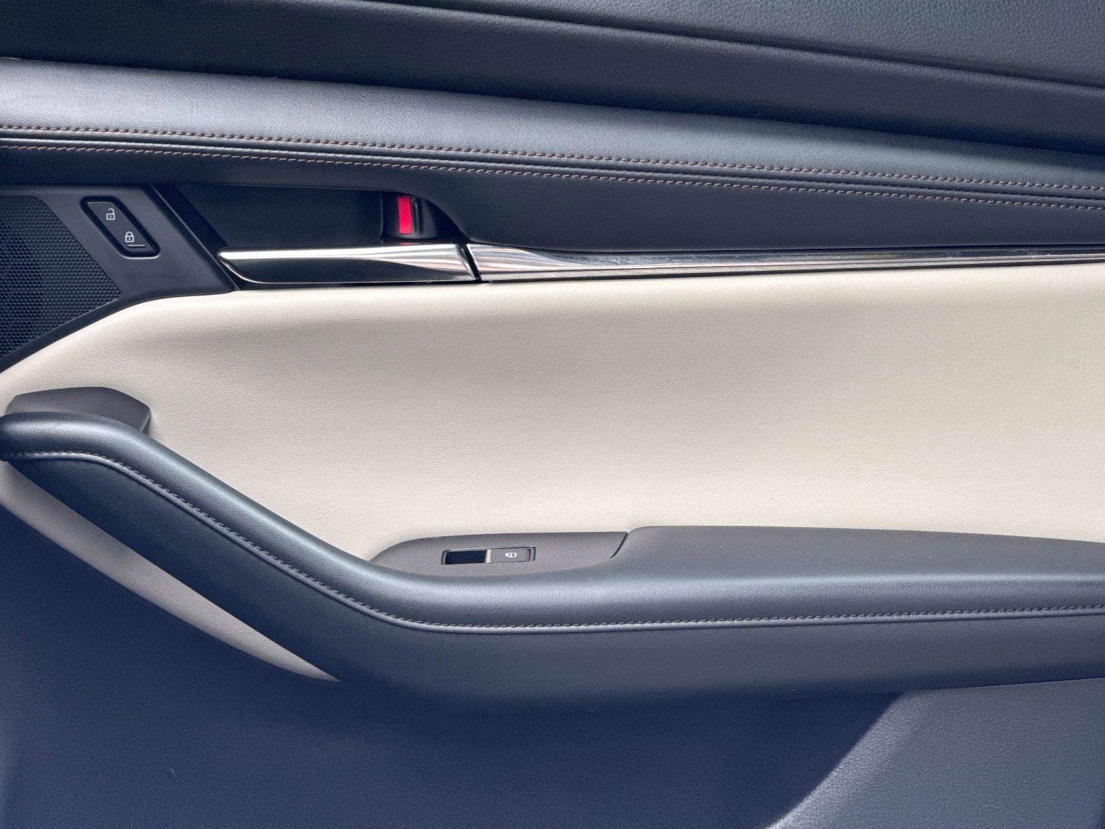 Certified 2023 MAZDA MAZDA3 s image 19