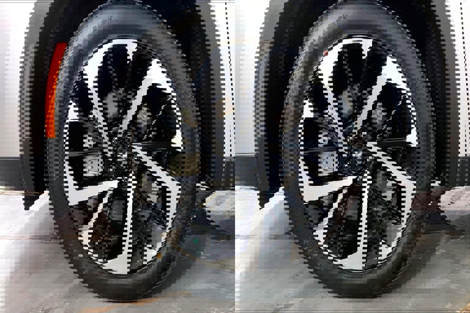 Used 2024 Mitsubishi Outlander SE image 9