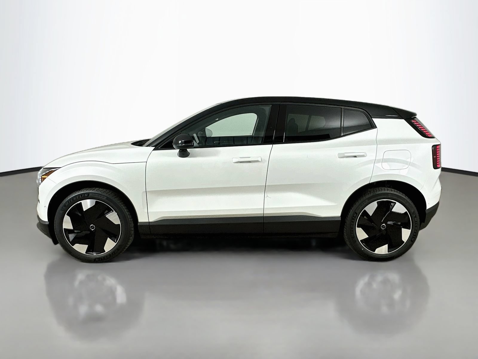 New 2026 Volvo EX30 Ultra w/ Protection Package Premier AWD/4WD image 8