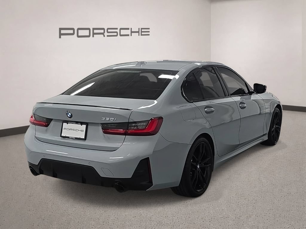 Used 2024 BMW 330i Sedan w/ M Sport Package RWD image 7