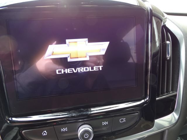 Certified 2023 Chevrolet Traverse LT w/ Rear Camera Mirror Package FWD image 11