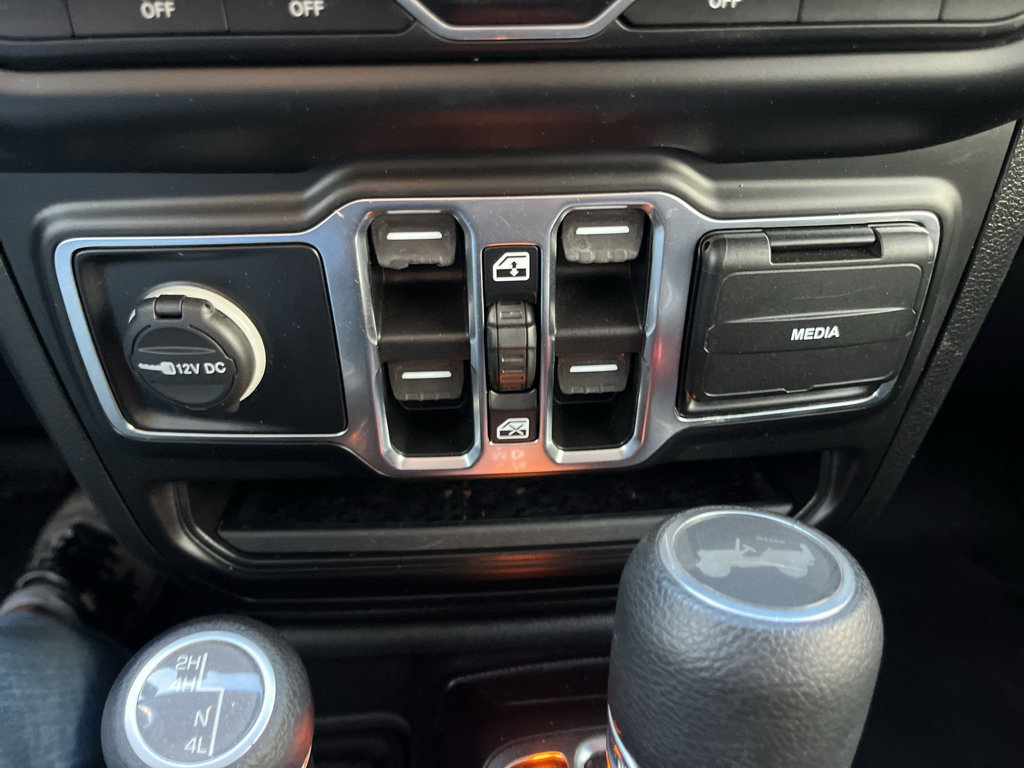 Used 2021 Jeep Wrangler Unlimited Sport image 19