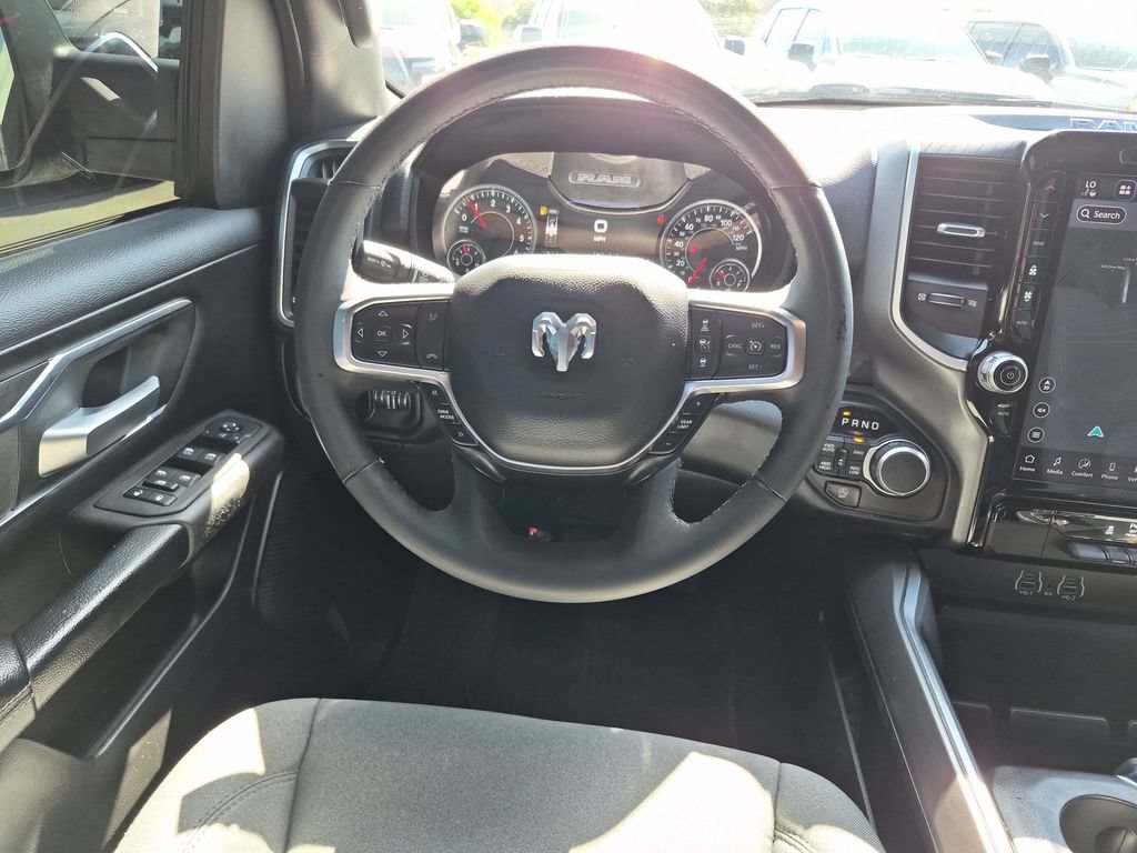 Used 2025 RAM 1500 Lone Star AWD/4WD image 32