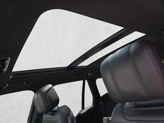 Used 2021 Land Rover Range Rover HSE image 30