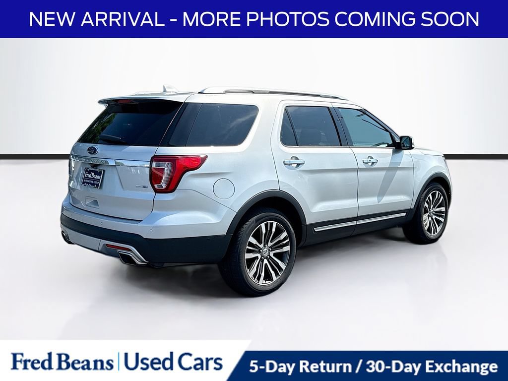 Used 2017 Ford Explorer Platinum AWD/4WD image 8