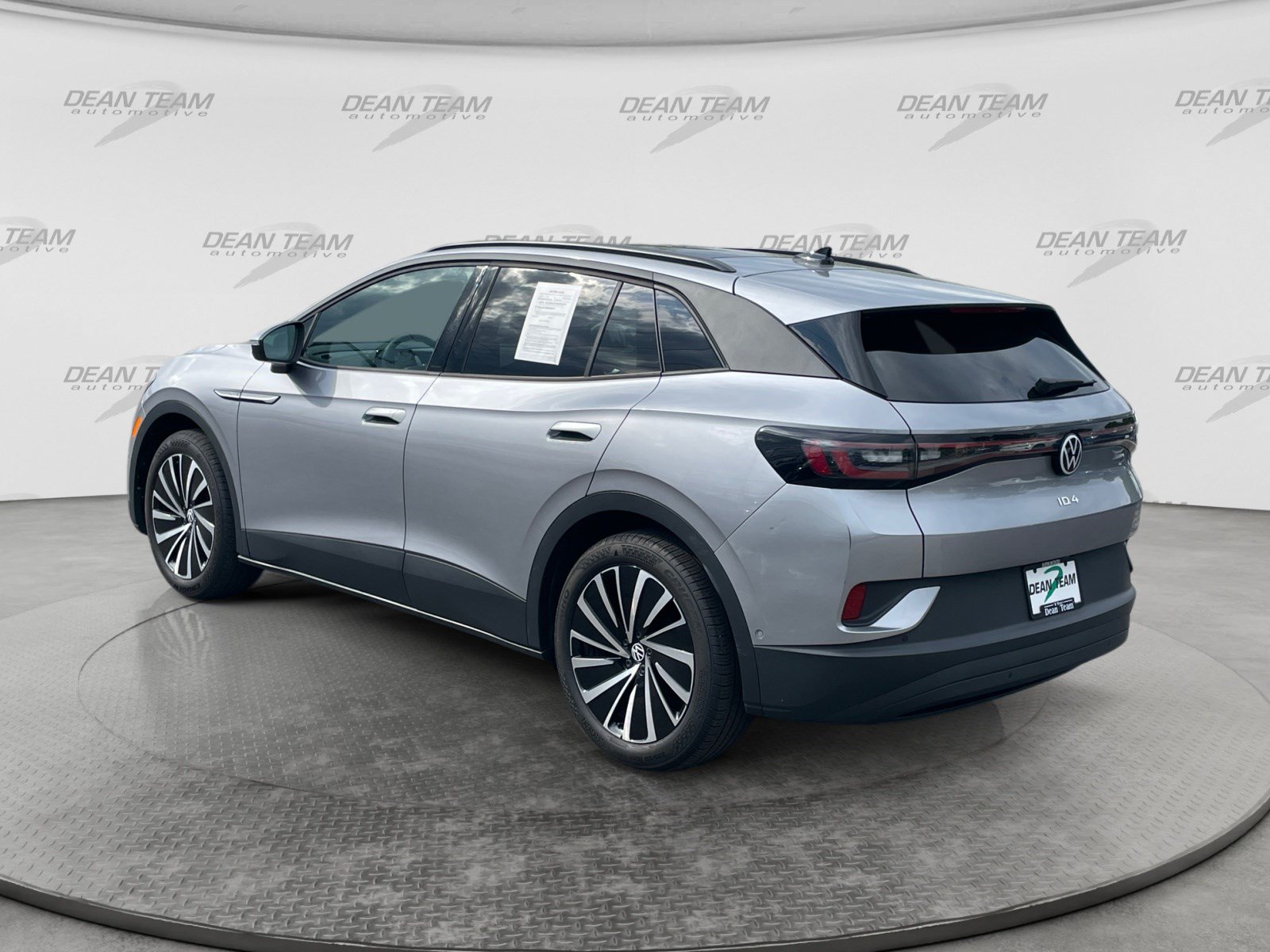 Used 2024 Volkswagen ID.4 S RWD image 5