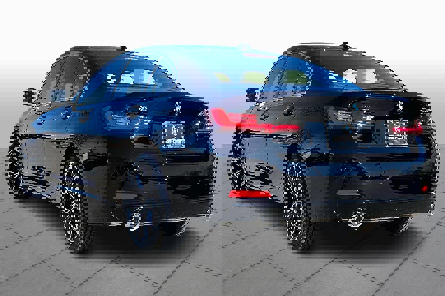 Used 2026 BMW 330i xDrive Sedan w/ Convenience Package AWD/4WD image 12