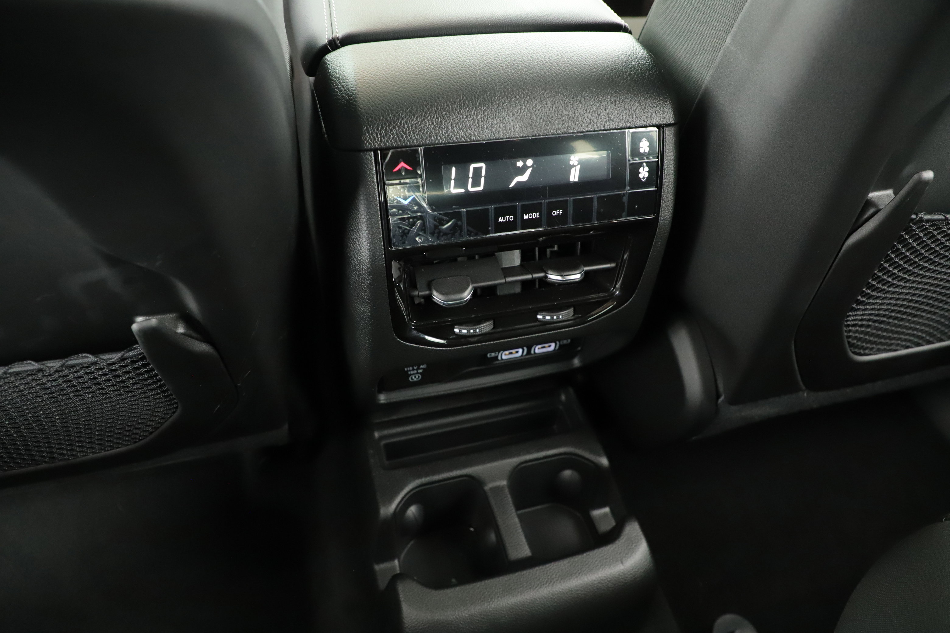 Used 2025 Jeep Grand Cherokee L Laredo w/ Luxury Tech Group I image 24