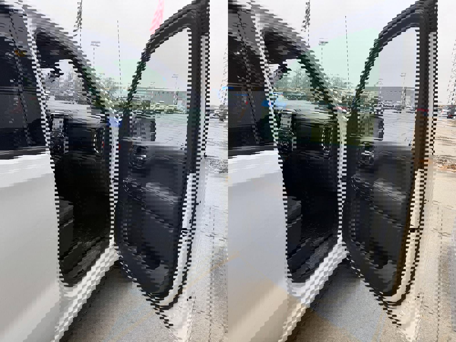 Used 2020 GMC Sierra 1500 Elevation w/ Elevation Value Package image 30