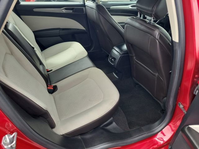 Certified 2020 Ford Fusion SE w/ Equipment Group 151A FWD image 18