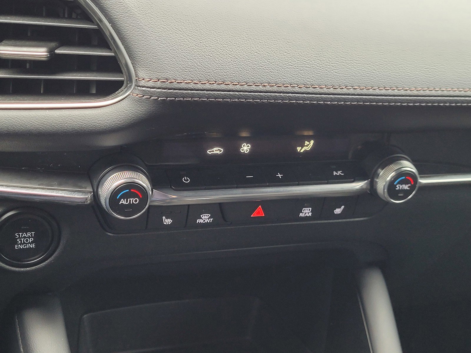 Used 2022 MAZDA MAZDA3 s image 15