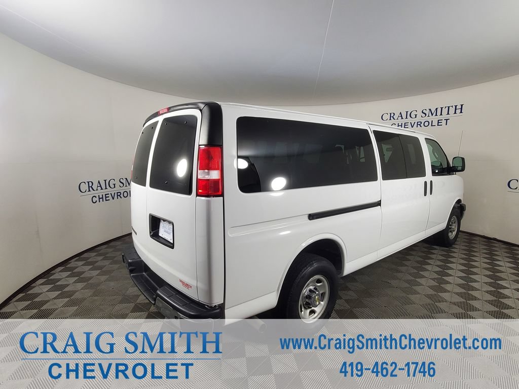 Used 2024 Chevrolet Express 3500 LT w/ LT Preferred Equipment Group RWD image 7