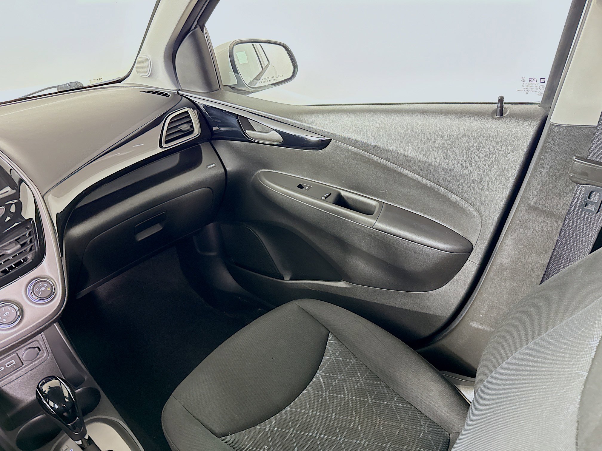 Used 2020 Chevrolet Spark LT image 26