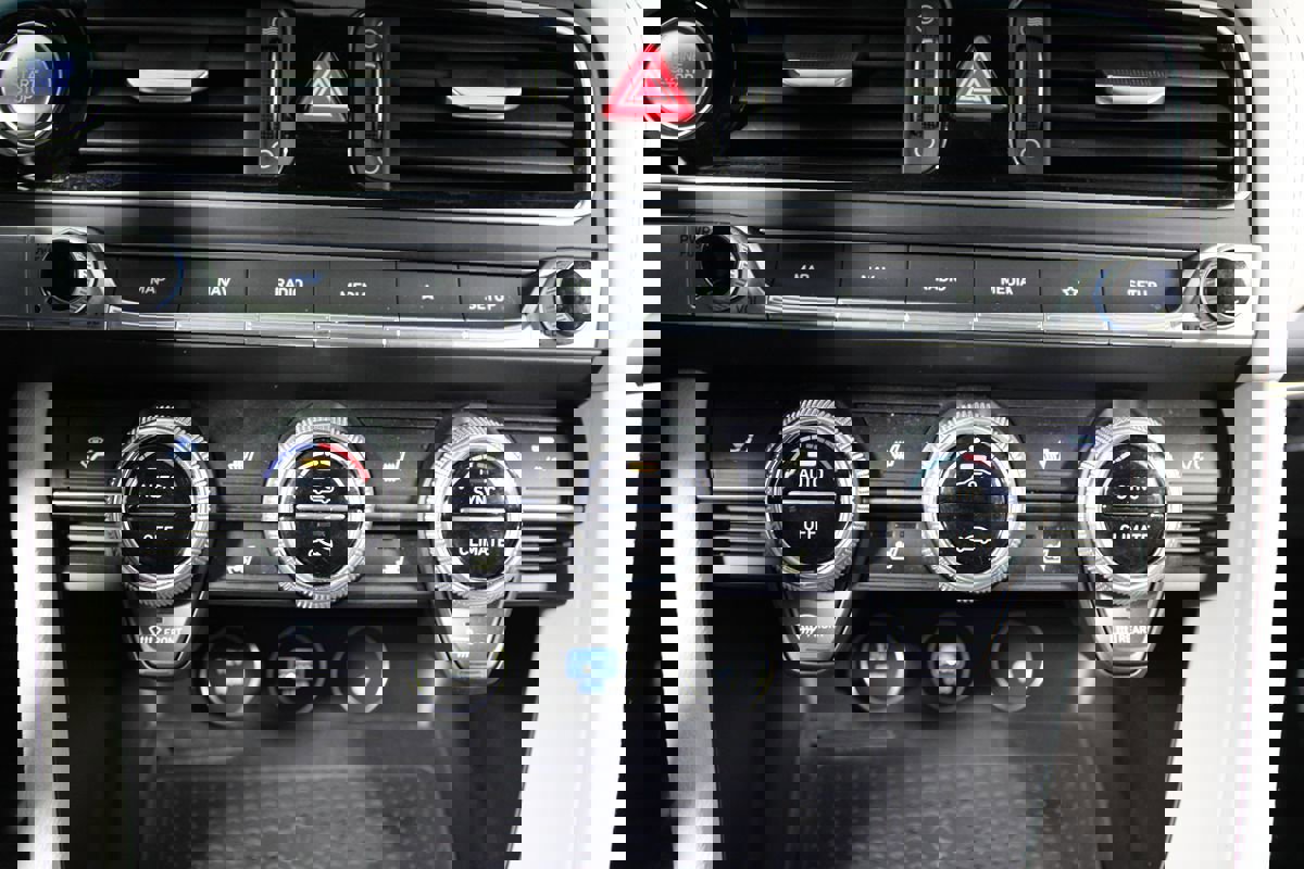 Used 2023 Genesis G70 2.0T w/ Sport Prestige Package image 19