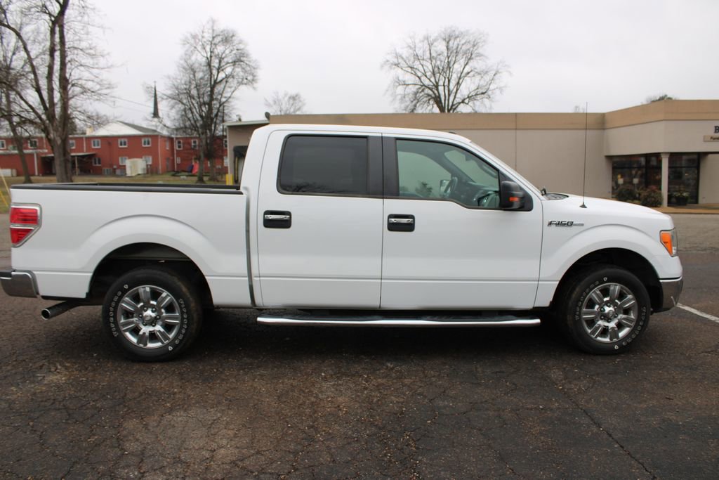 Used 2012 Ford F150 XLT w/ XLT Chrome Pkg image 11