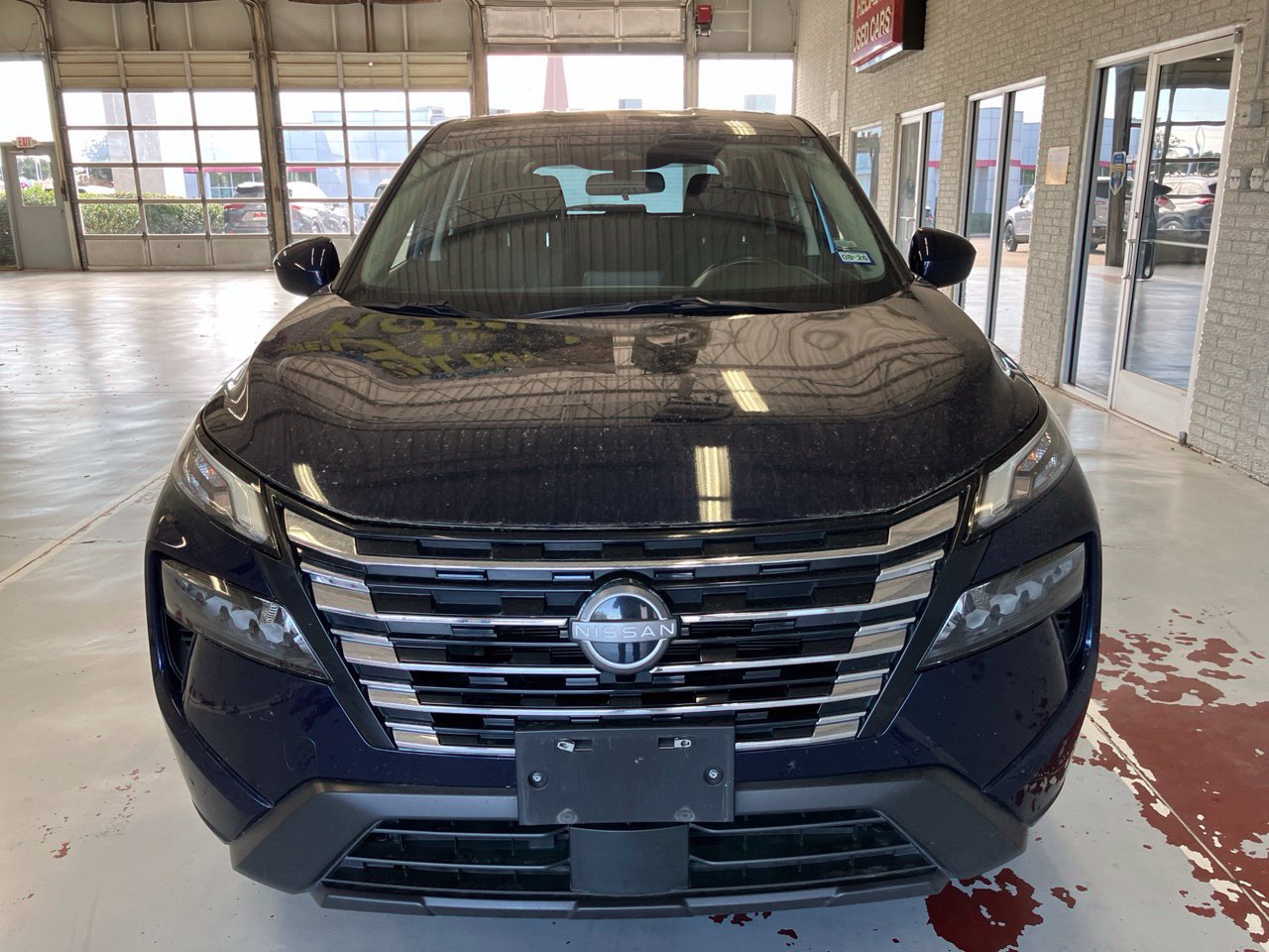 Used 2025 Nissan Rogue SV FWD image 7