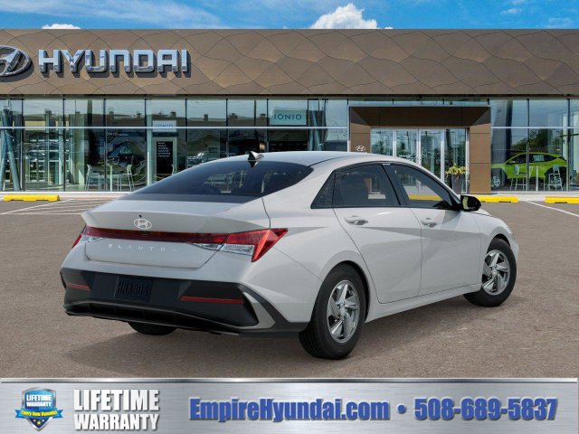 New 2026 Hyundai Elantra SE FWD image 4
