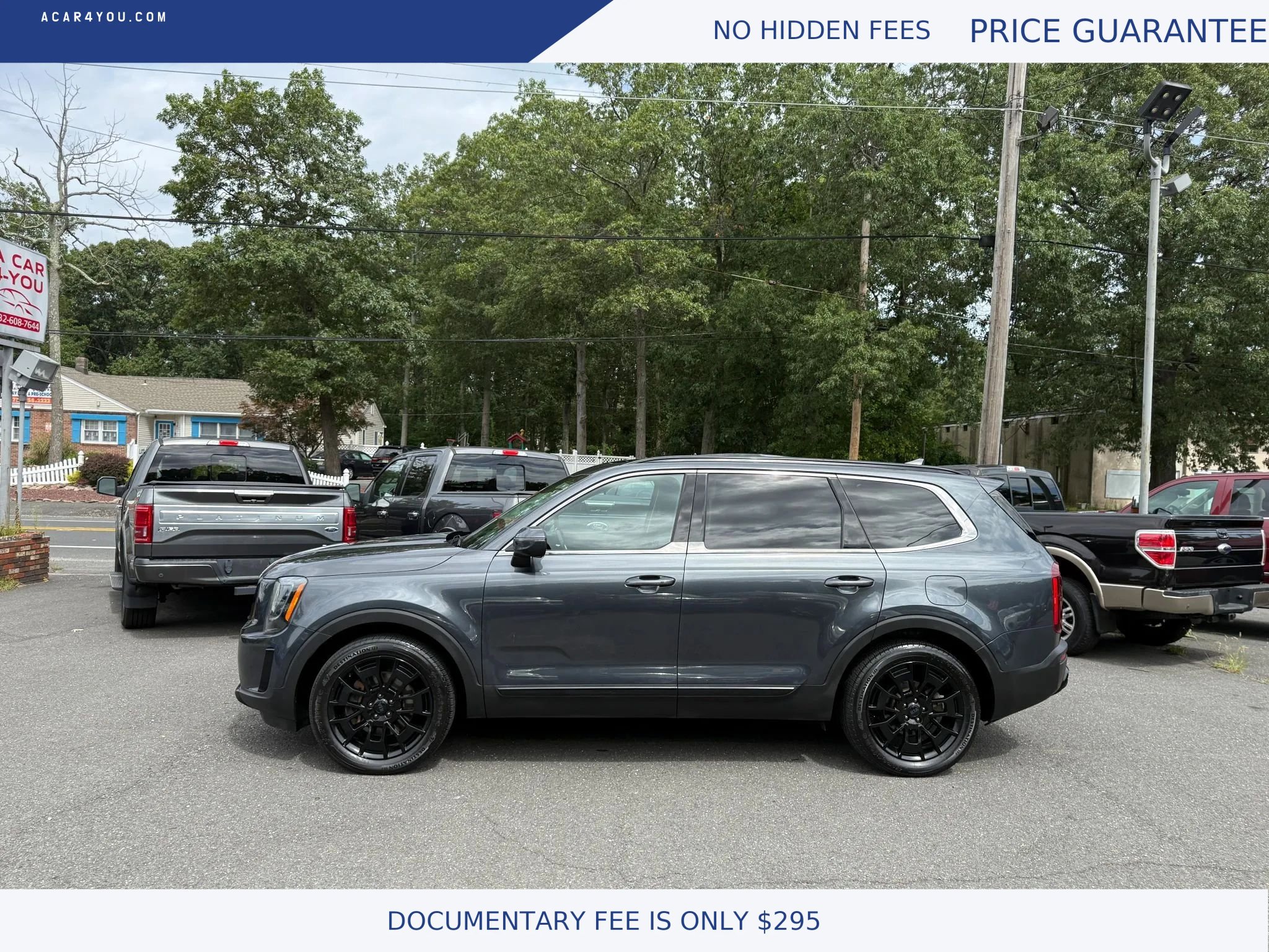 Used 2021 Kia Telluride EX w/ EX Premium Package image 2