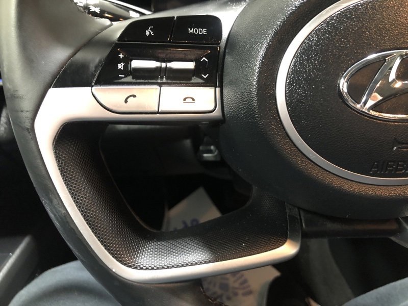 Used 2023 Hyundai Elantra Limited w/ Cargo Package image 23