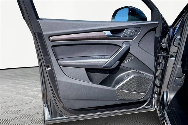 Used 2024 Audi Q5 2.0T Premium Plus w/ Premium Plus Package image 18