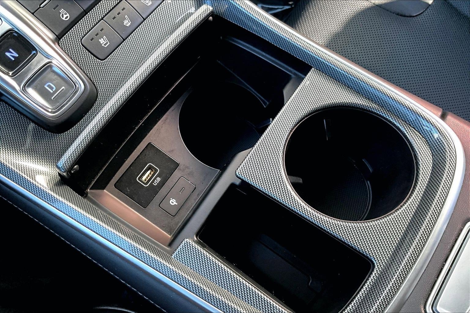 Used 2023 Hyundai Santa Fe Limited image 33