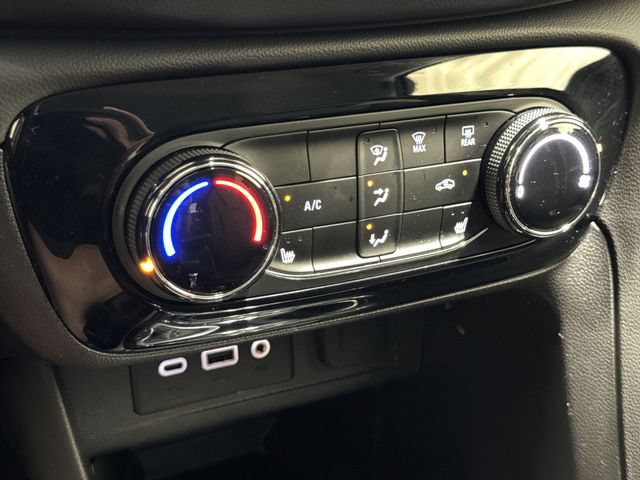 Certified 2023 Buick Encore GX Preferred w/ Cold Weather Comfort Package FWD image 19