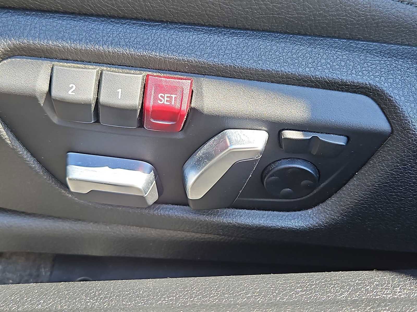 Used 2020 BMW M240i xDrive Convertible w/ Premium Package image 17