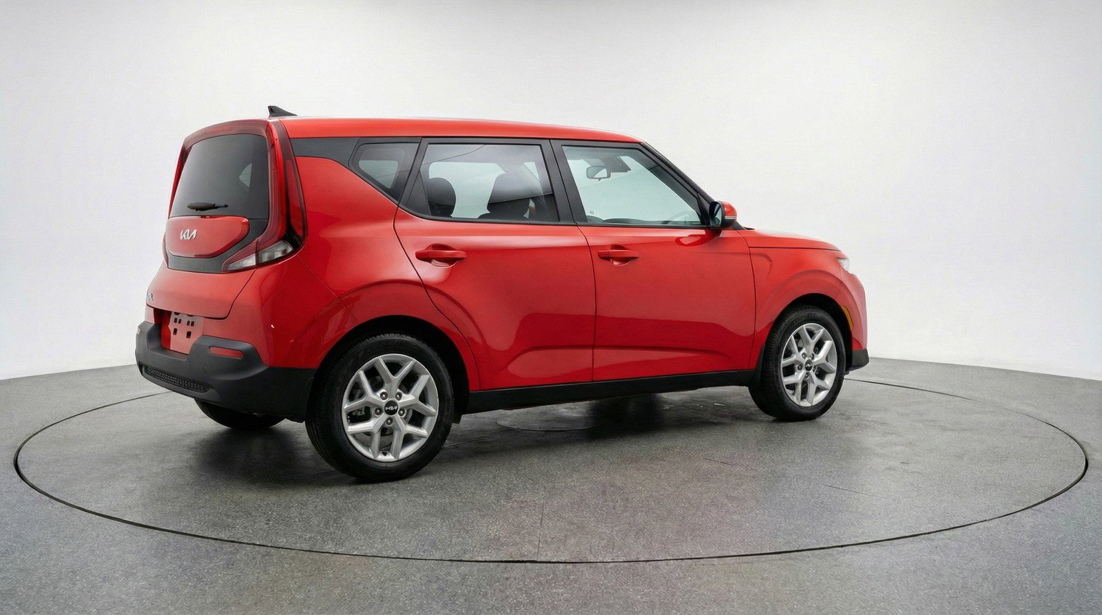 Used 2025 Kia Soul LX w/ LX Technology Package image 9