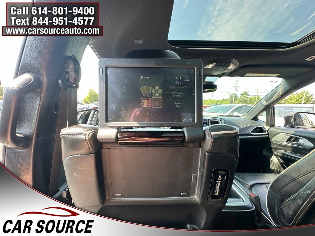 Used 2019 Chrysler Pacifica Limited w/ Advanced Safetytec Group FWD image 24