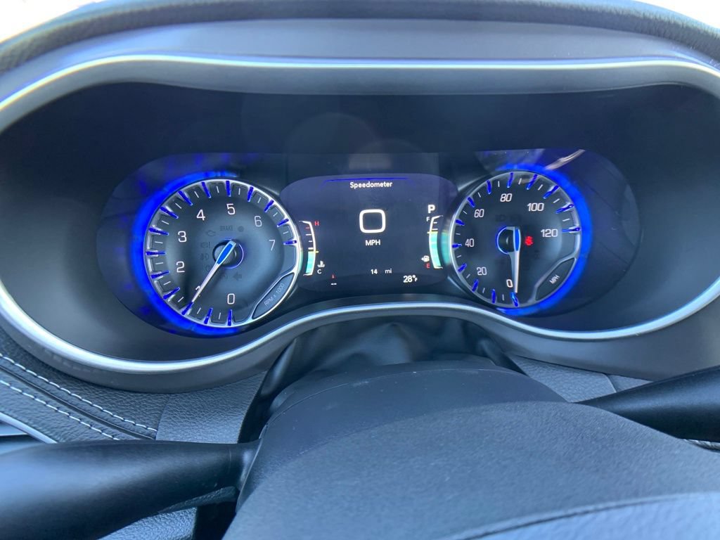 New 2026 Chrysler Pacifica Select AWD/4WD image 16