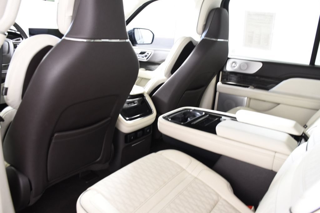 Used 2022 Lincoln Navigator L Black Label AWD/4WD image 25