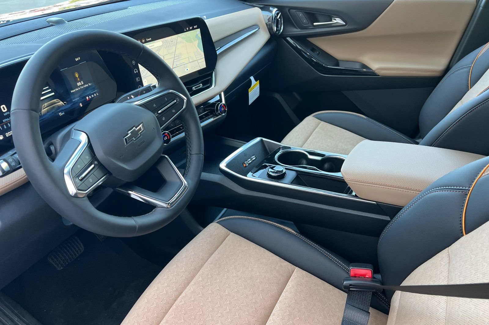 New 2026 Chevrolet Equinox ACTIV AWD/4WD image 7