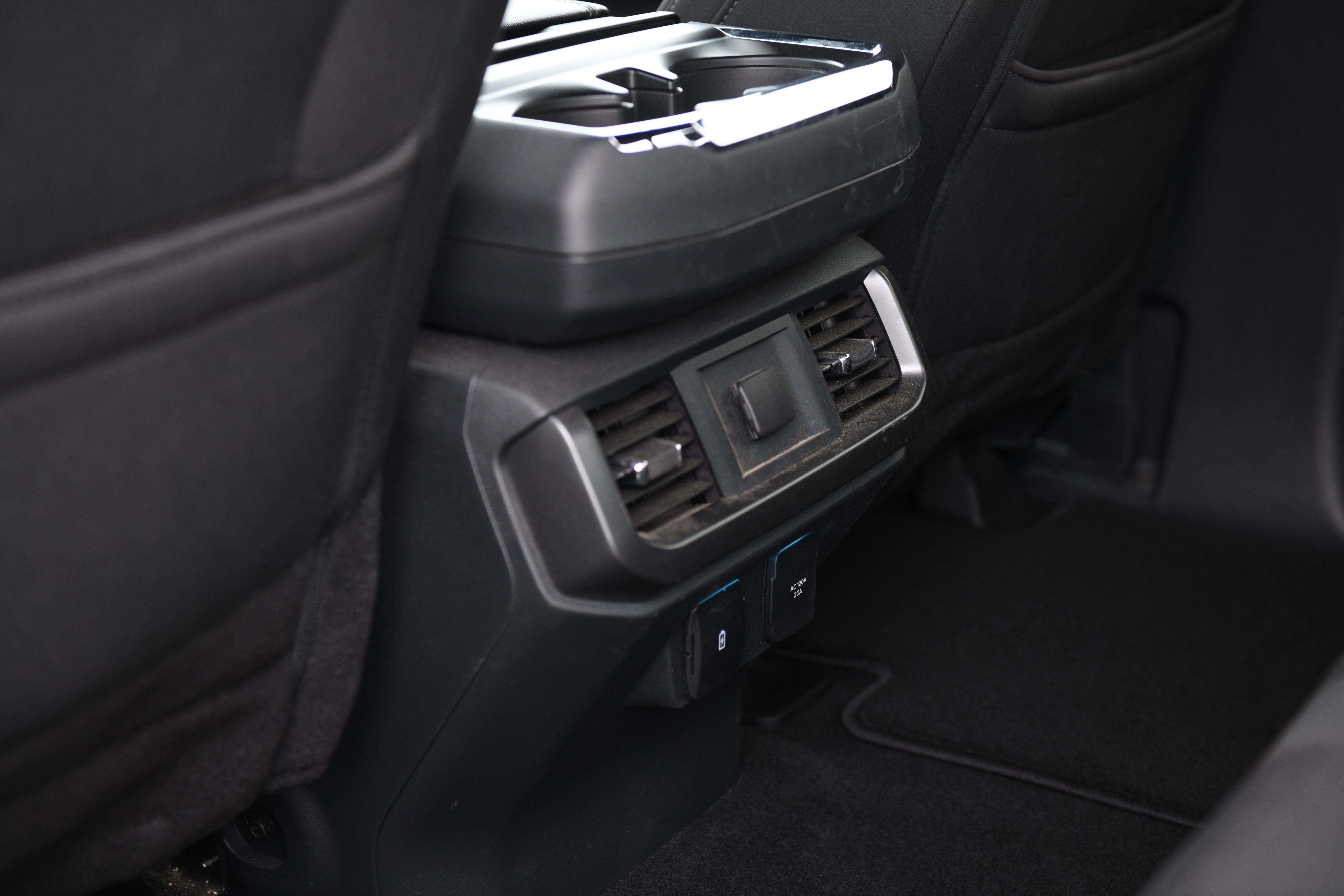 Used 2024 Ford F150 XLT w/ Equipment Group 302A MID image 17