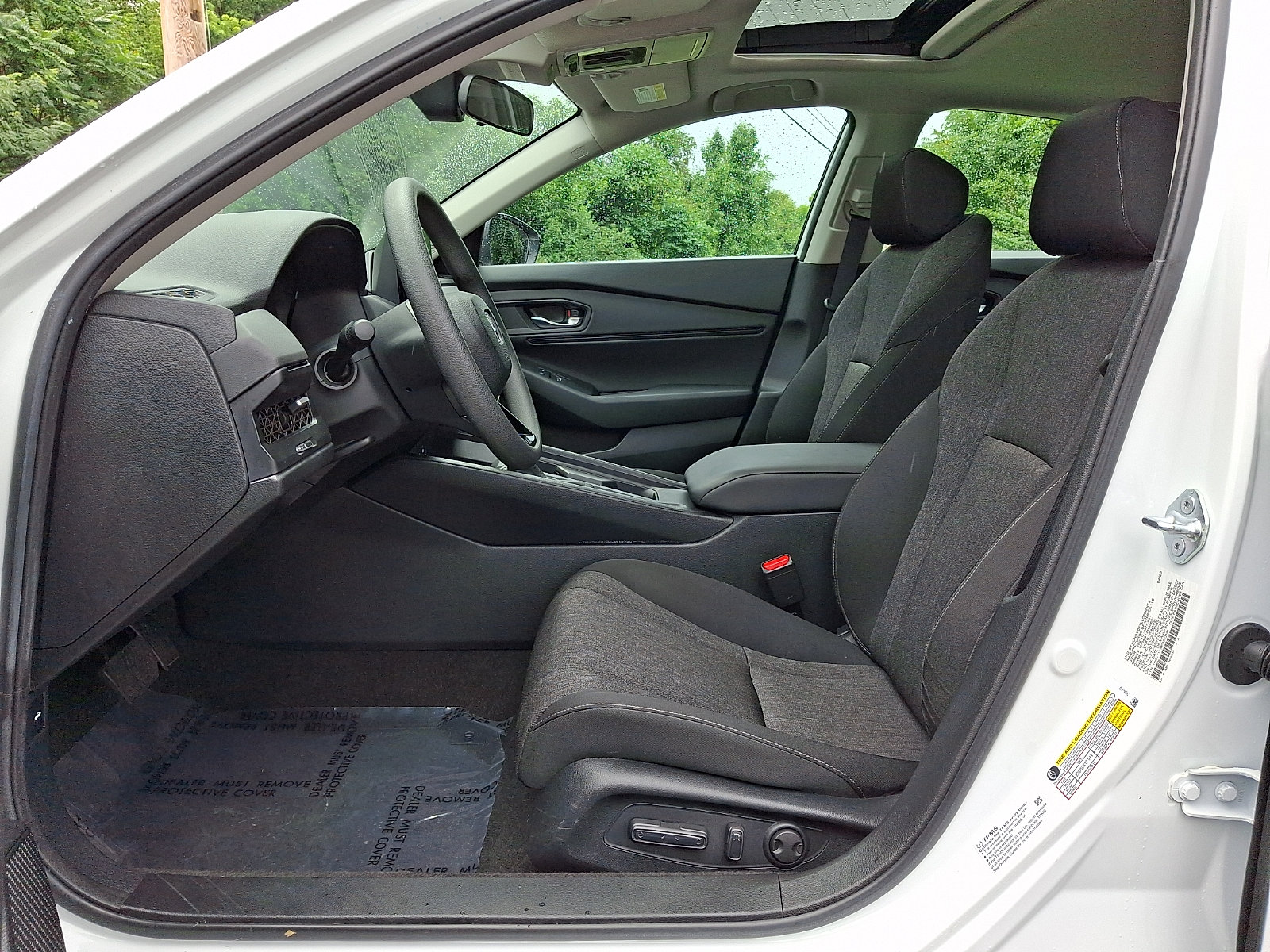 Used 2023 Honda Accord EX image 13